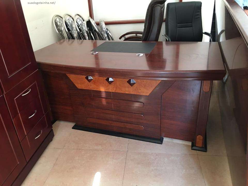 tháo lắp vận chuyển bàn giám đốc huyện Bình Chánh