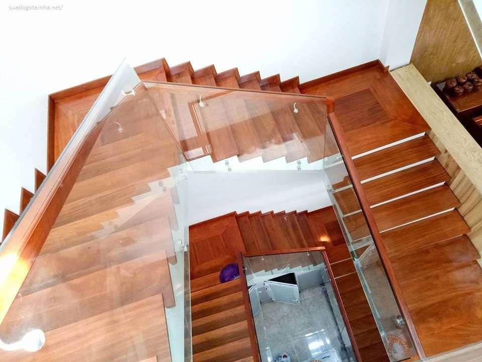 thi công cầu thang gỗ TP Biên Hoà