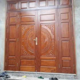 SƠN LẠI ĐỒ GỖ PHƯỜNG HÒA BÌNH