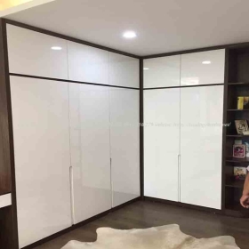 THI CÔNG ĐÓNG MỚI TỦ ÁO QUẬN 10