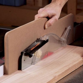 THỢ SỬA CHỮA ĐỒ GỖ QUẬN 1